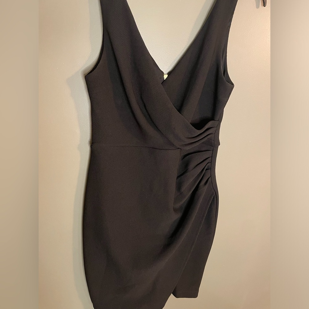 Waist Gathering Black Dress